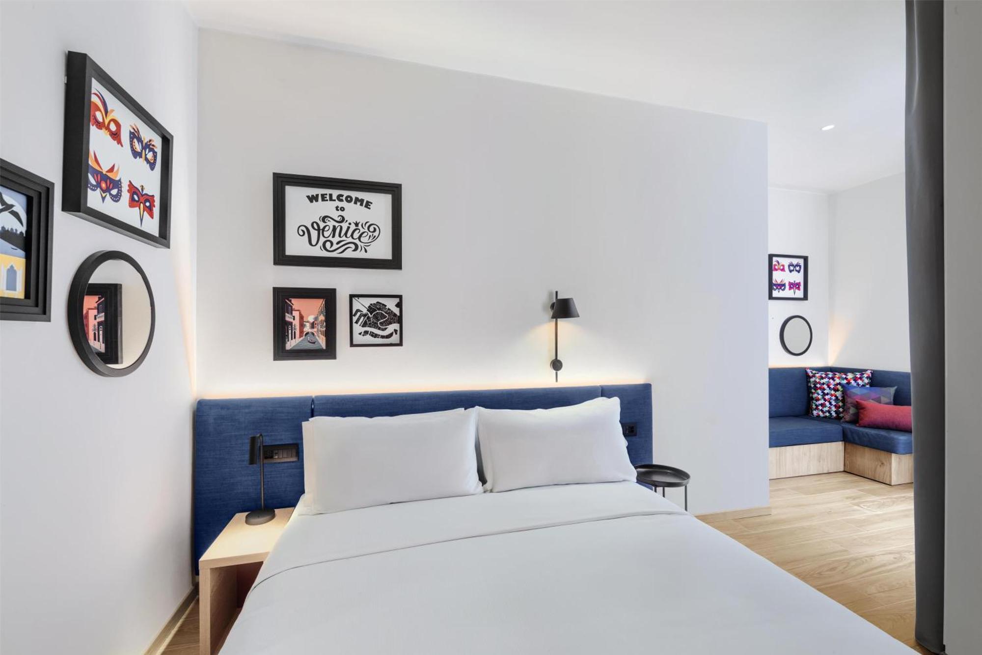 Chambre Lit King-Size avec Canapé-Lit